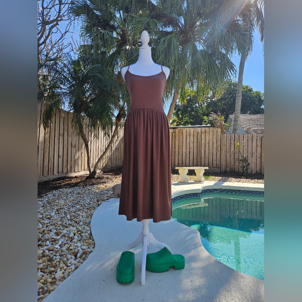 NEW Sinsay Brown Sleeveless Summer Dress Size S Casual Resortwear Minimalist - Picture 11 of 15